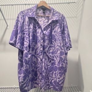 Maggie Barne’s purple floral hawaiian shirt